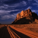 jordanie-piste-de-jeep-dans-le-wadi-rum_mv