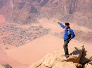 le-guide-mohammed-hamad-on-jebel-um-ischrin-top