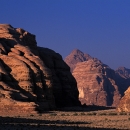 desert-jordanie-magnifique-entree-du-siq-barrah-par-le-sud_mv